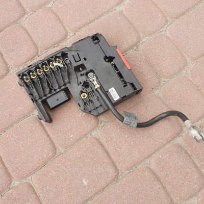 Skrzynka moduł bezpieczniki Mercedes W218 CLS