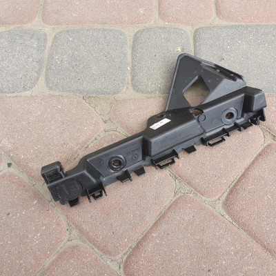 Ślizg błotnika lewy przód Vivaro B Trafic III