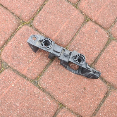 Ślizg błotnika prawy uszk Opel Insignia B 39145053