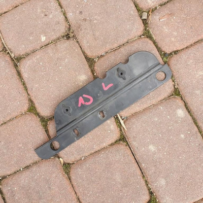 Ślizg lampy lewy dolny Opel Astra J IV 13287641