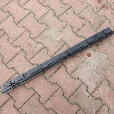 Ślizg listwa progowa BMW 5 F10 F11 51777184778