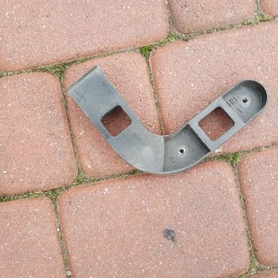 Ślizg mocowanie zderzaka Opel Insignia 13256844