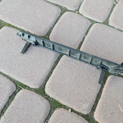 Ślizg mocowanie zderzaka Opel Zafira C 13300777