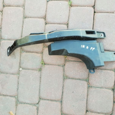Ślizg pod lampe prawy Opel Insignia B 13491383