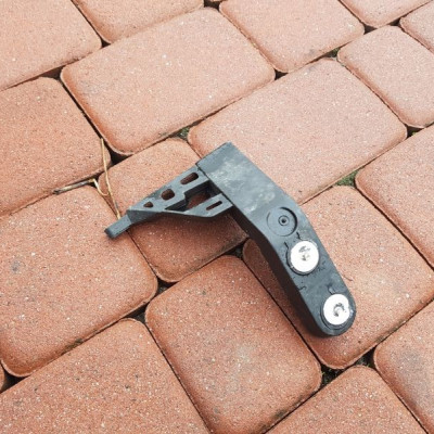 Ślizg prawy tylny kombi Opel Astra J IV 4 13320248