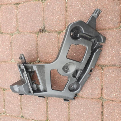 Ślizg tył tylny lewy Renault Captur 852233250R