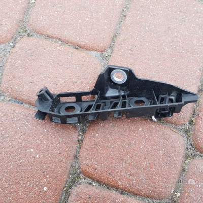 Ślizg zderzaka przód przedni Passat B8 3G0807049