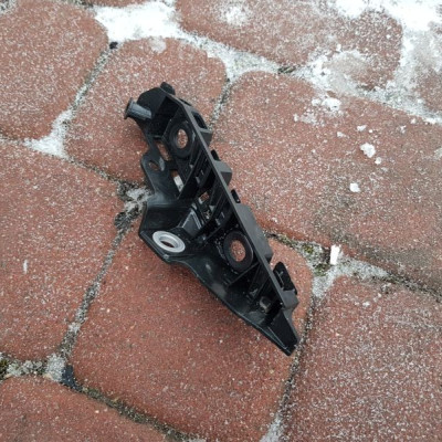 Ślizg zderzaka przód przedni Passat B8 3G0807050