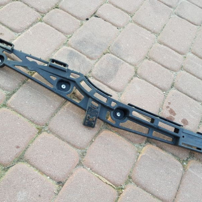 Ślizg zderzaka tył lewy Opel Insignia 13238837