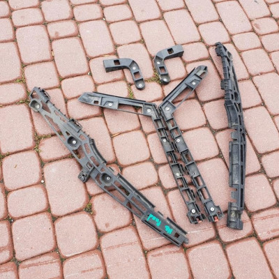 Ślizgi komplet tył tylne HB Opel Insignia FL