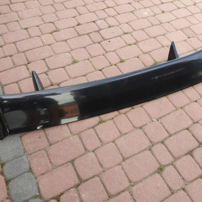 Spojler Spoiler lotka na klape NISSAN SKYLINE R34