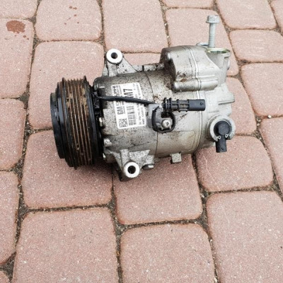 Sprężarka klima Opel Astra J IV 4 OPC 13450516 AM7