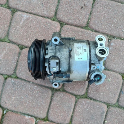 Sprężarka klimatyzacji 2.0T Opel Insignia 22910274