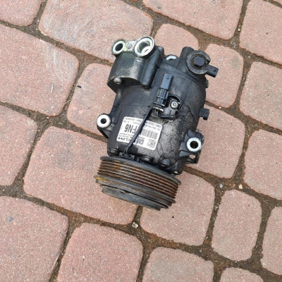 Sprężarka klimatyzacji Opel Astra J IV 13412248