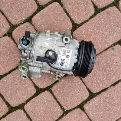 Sprężarka klimatyzacji Opel Zafira C 2019r 1.4T