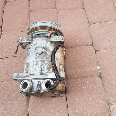 SPRĘŻARKA KLIMATYZACJI RENAULT ESPANCE 7700863108