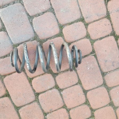 Sprężyna tył tylna Hatchback Opel Insignia A20DTH