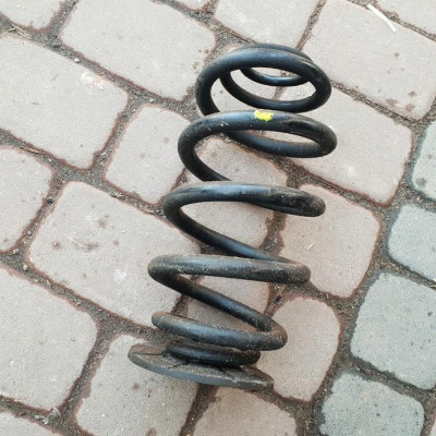 Sprężyna tył tylna Opel Zafira C AAN1