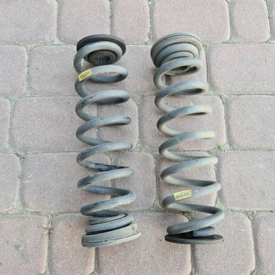 Sprężyny tył tylne AA64 Opel Insignia B