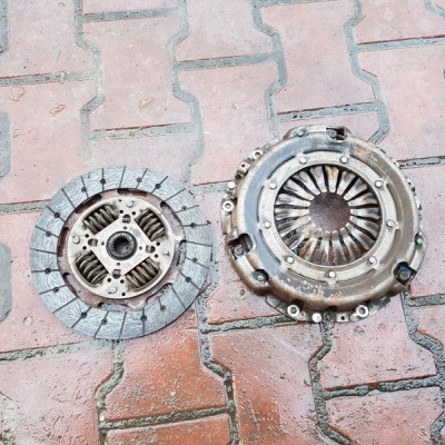 Sprzęgło 2.5 DCI VIVARO TRAFIC PRIMASTAR