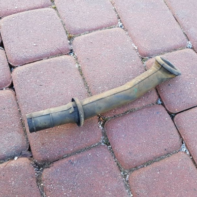 Spływ odpływ wody Vivaro B Trafic III 663881193R