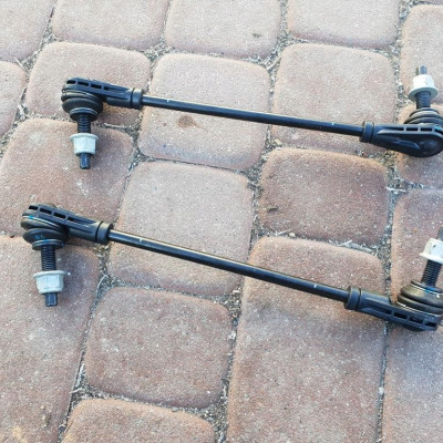 Stabilizator drążek przód Opel Astra K V 39064480