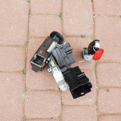 Stacyjka kluczyk grot obudowa Opel Insignia