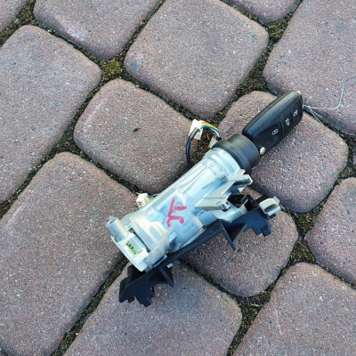 Stacyjka kluczyk grot VW Jetta 5C6