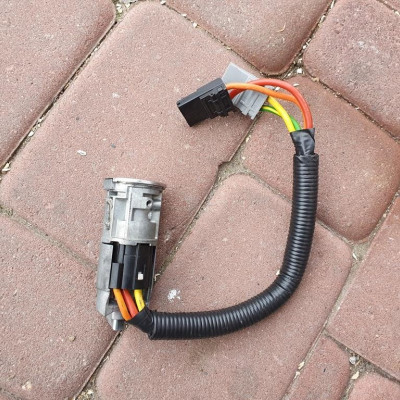 Stacyjka ORYGINAŁ Vivaro Trafic Primastar 13r