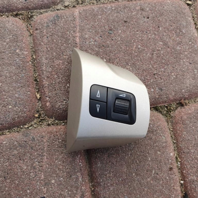 Sterowanie multifunkcja Opel Corsa D 13222332