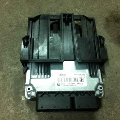 Sterownik silnika BMW F10 DDE 8574091 2.0D 2012r