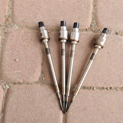 Świeca żarowa 2.0CDTI Opel Insignia 55579436