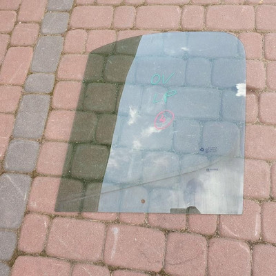 Szyba drzwi lewy przód VIVARO TRAFIC 2004 2004r