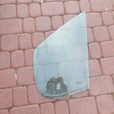 Szyba drzwi lewy przód VIVARO TRAFIC 2008 2008r