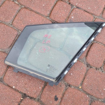 Szyba przód lewa drzwi Opel Meriva B 2014r