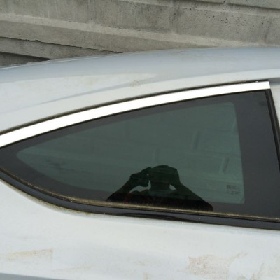 Szyba szybka boczna bok Astra J IV GTC przyciemnia