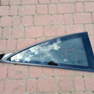 Szyba tył tylna ciemna 2015r 3Drzwi Opel Corsa E