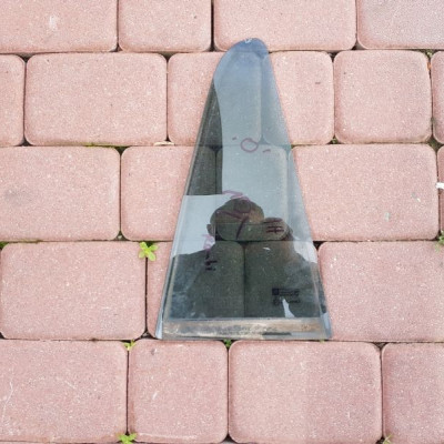 Szyba tył tylna ciemna Opel Astra H kombi 2009r