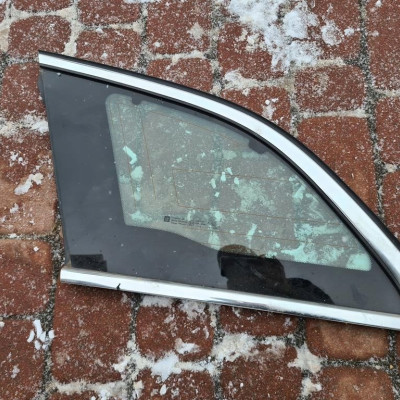 Szyba tył tylna lewa 2015r kombi Opel Insignia