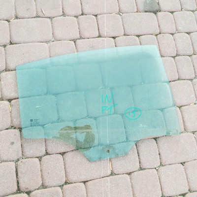 Szyba tył tylna prawa Opel Insignia 2015r