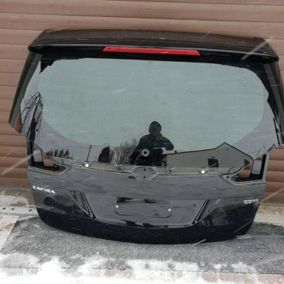 Szyba tył tylna w klape ciemna IGŁA Opel Zafira C