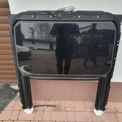 Szyberdach jasny kompletny VW Jetta 5C 5C6