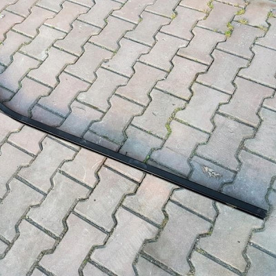 Szyna prowadnica dolna drzwi Movano B Master III