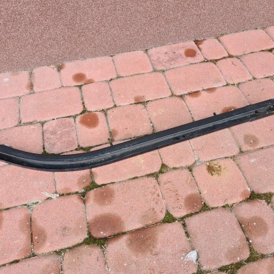 Szyna prowadnica drzwi prawa EU Opel Combo D