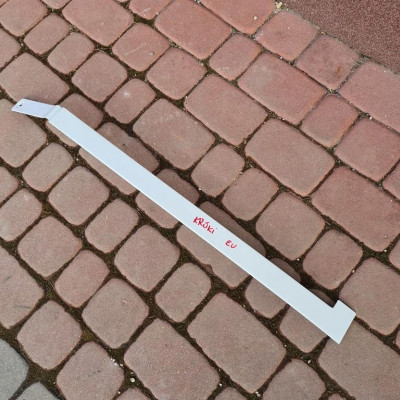 Szyna prowadnica drzwi przesównych Opel Combo D