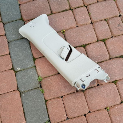 Słupek obudowa srodkowa Opel Zafira C 20890783