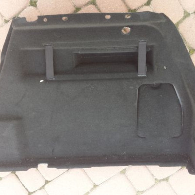 Tapicerka boczek bagaznika Hatchback HB Astra J