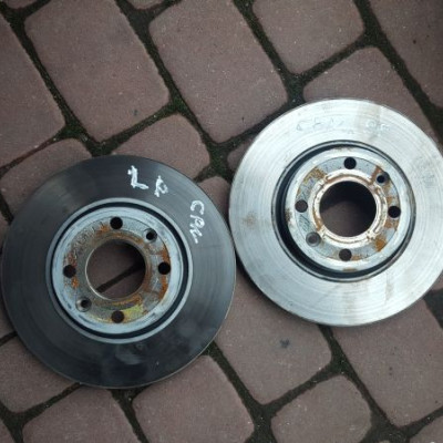 Tarcze przód przednie Renault Captur NOWE