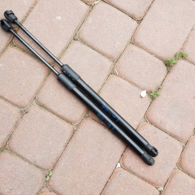 Teleskop podnośnik klapy Opel Insignia B 39115290