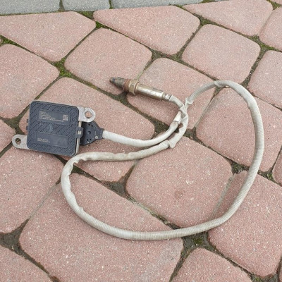 TRAFIC III VIVARO B 1.6 DCI czujnik NOX 227908539R